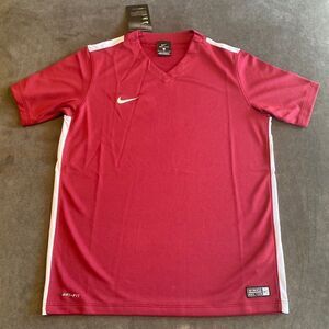 Boy’s Nike T-Shirt Dri-Fit Size Youth Large NWT